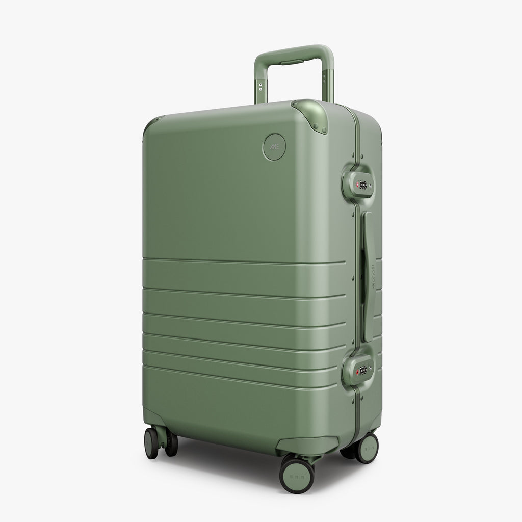 Hybrid Carry-On Plus
