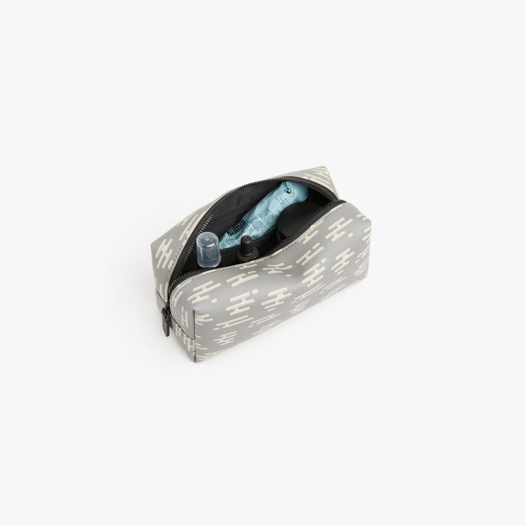 Metro Toiletry Case