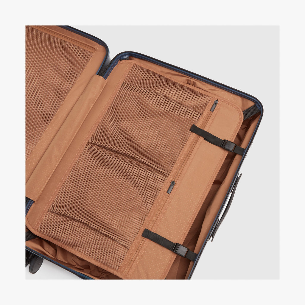 Check-In Medium