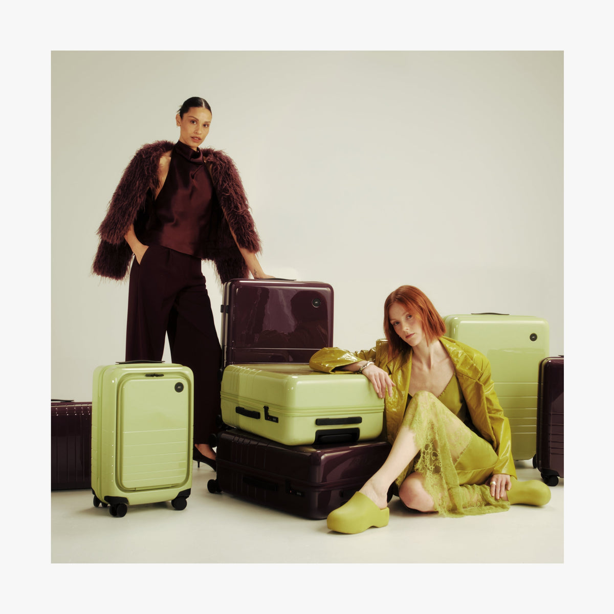 Check-In Medium