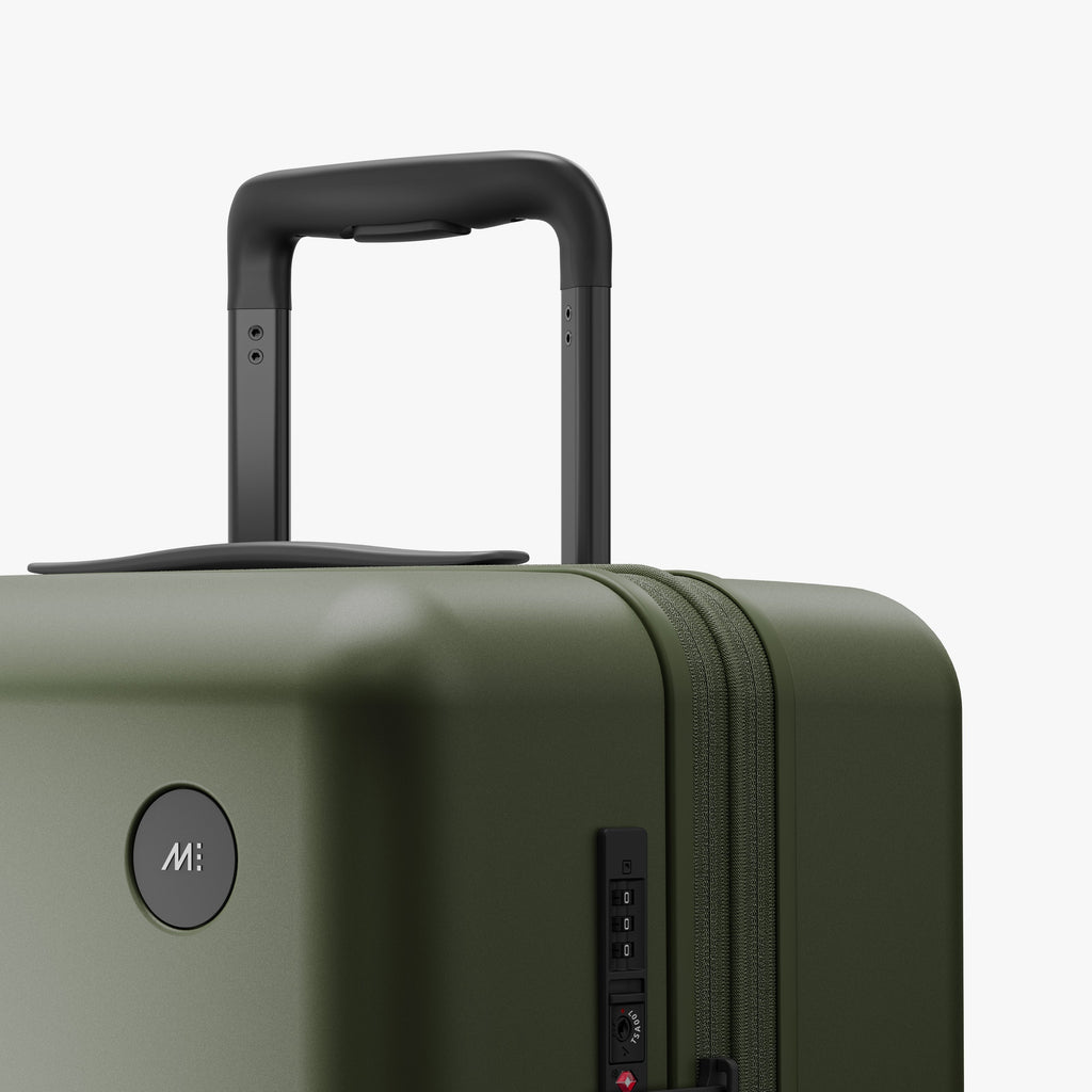 Expandable Check-In Medium